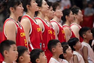 媒体人：中国国奥整场比赛技不如人，多打1人70分钟就没体能了